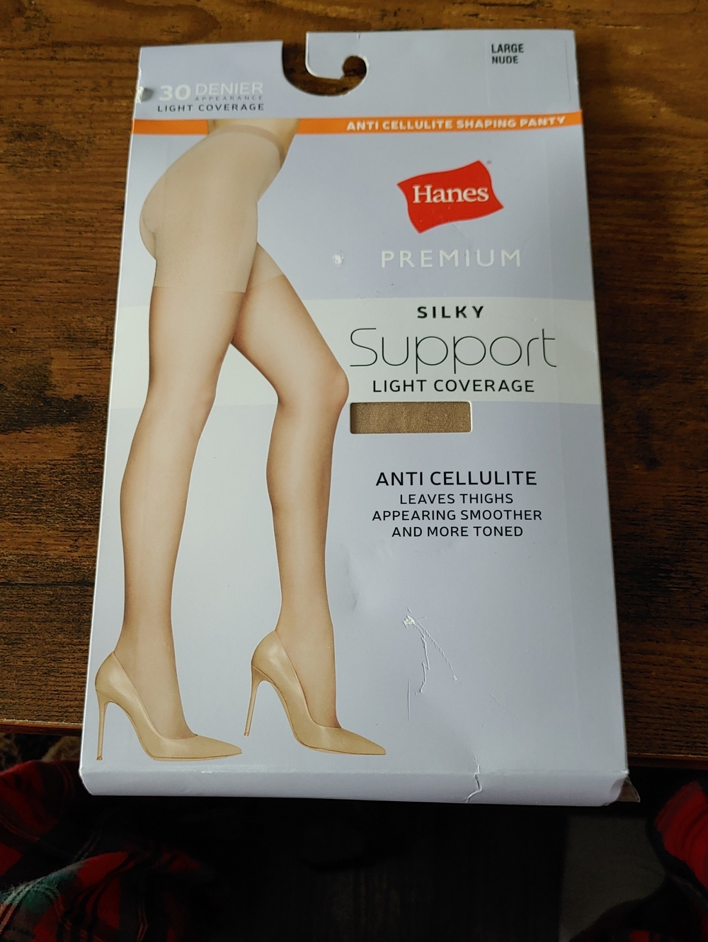 NWT Large Nude Hanes Premium silky Support Anti Cellulite Pantyhouse